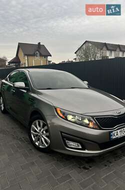 Седан Kia Optima 2014 в 