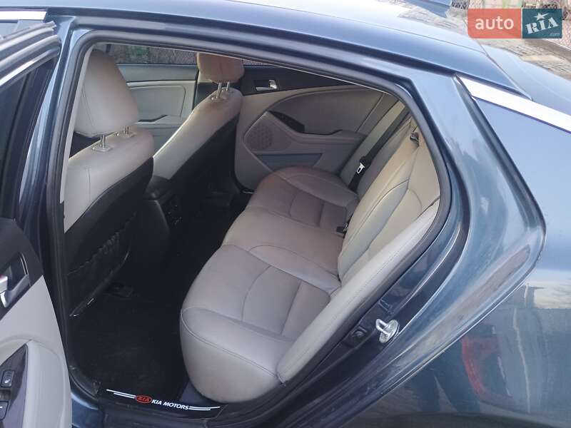 Седан Kia Optima 2015 в Чернигове