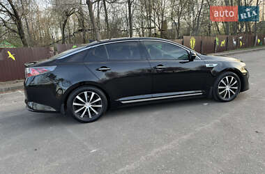 Седан Kia Optima 2014 в 