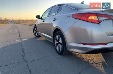 Седан Kia Optima 2013 в 