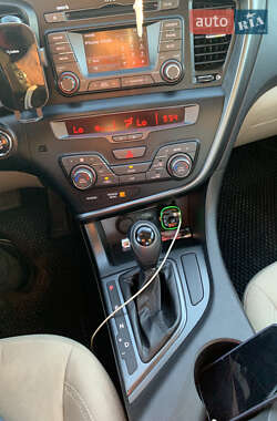 Седан Kia Optima 2013 в 