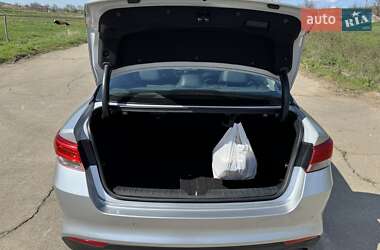 Седан Kia Optima 2016 в 