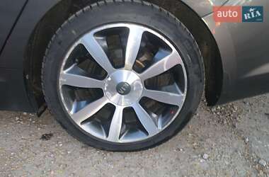Седан Kia Optima 2012 в 