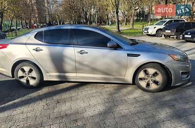 Седан Kia Optima 2012 в 
