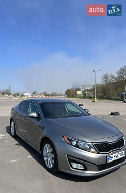 Седан Kia Optima 2015 в Одессе