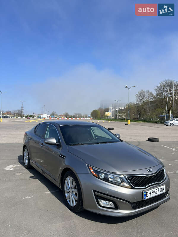 Седан Kia Optima 2015 в Одессе