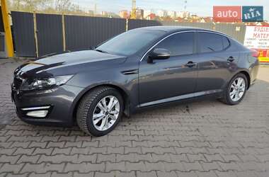 Седан Kia Optima 2013 в 
