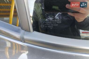 Седан Kia Optima 2013 в 