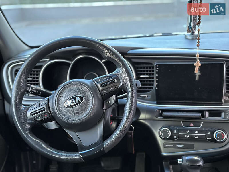 Седан Kia Optima 2015 в Луцьку