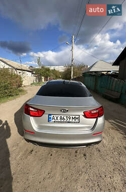 Седан Kia Optima 2014 в 