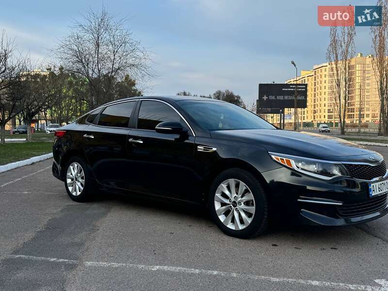 Седан Kia Optima 2016 в Черкасах