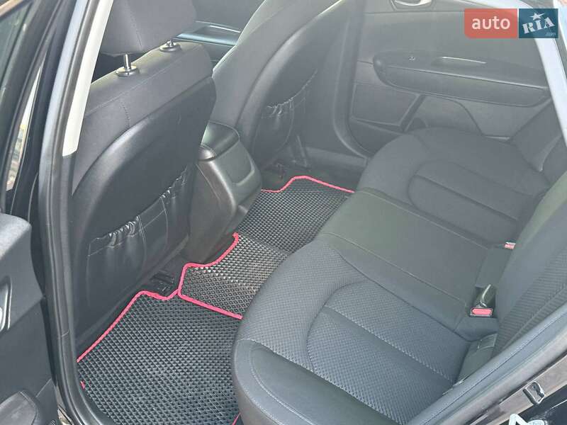 Седан Kia Optima 2016 в Черкасах