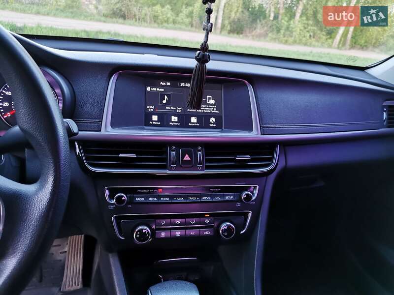 Седан Kia Optima 2017 в Сумах