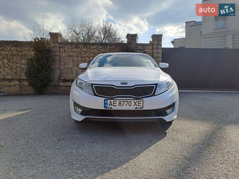 Седан Kia Optima 2012 в Дніпрі