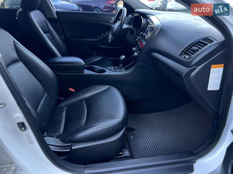 Седан Kia Optima 2013 в Одессе
