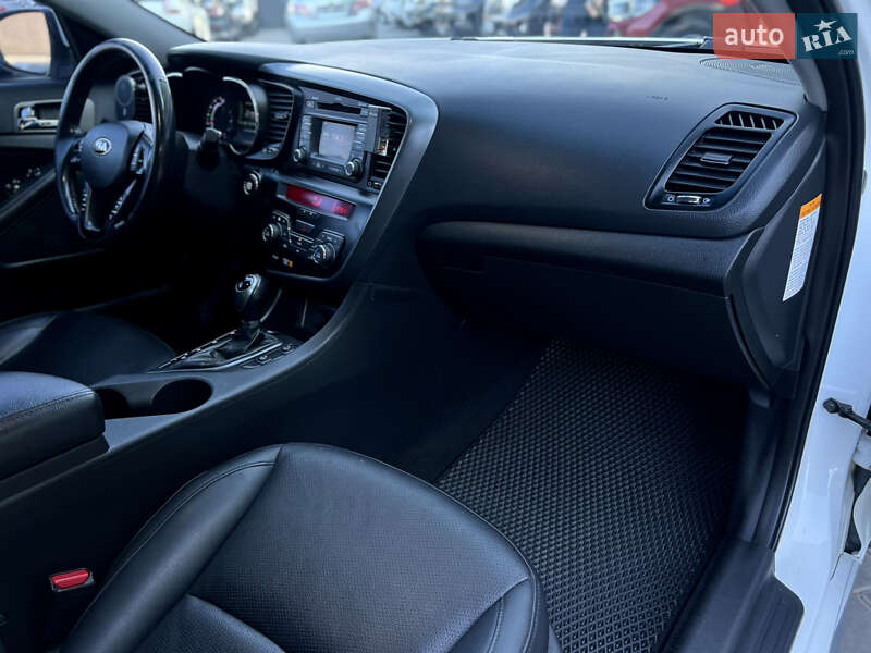 Седан Kia Optima 2013 в Одессе