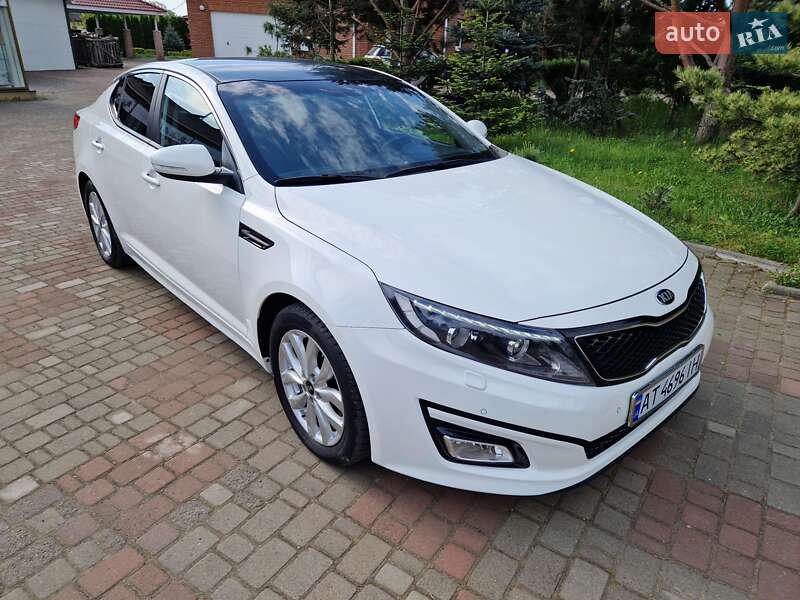 Седан Kia Optima 2015 в 
