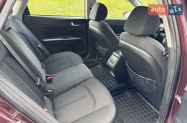 Седан Kia Optima 2016 в 