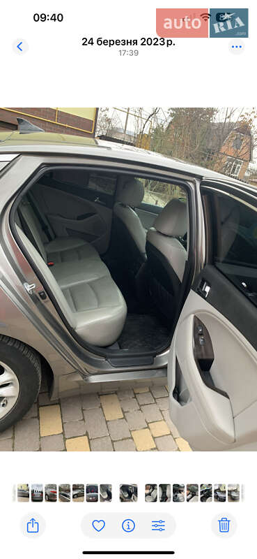 Седан Kia Optima 2012 в Хмельницькому