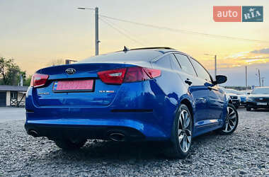 Седан Kia Optima 2015 в 