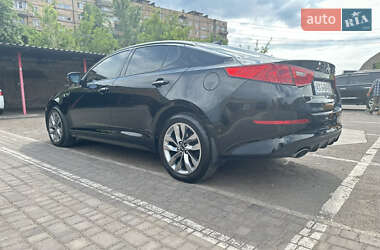 Седан Kia Optima 2014 в 