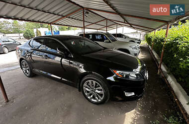 Седан Kia Optima 2014 в 