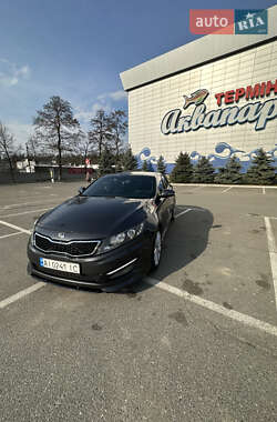 Седан Kia Optima 2011 в 