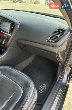 Седан Kia Optima 2011 в 