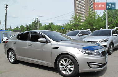 Седан Kia Optima 2012 в 