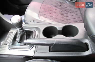 Седан Kia Optima 2012 в 