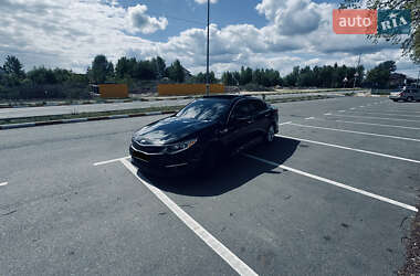 Седан Kia Optima 2016 в 
