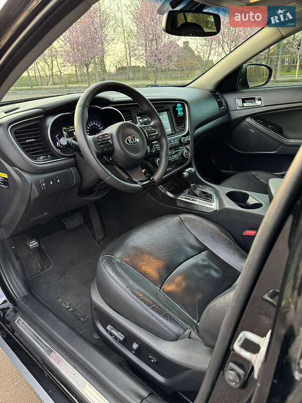 Седан Kia Optima 2014 в Ровно