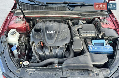 Седан Kia Optima 2013 в 