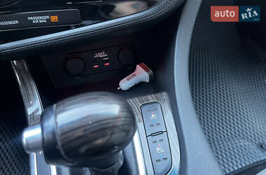 Седан Kia Optima 2014 в 