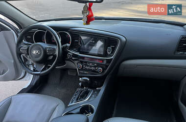 Седан Kia Optima 2014 в 