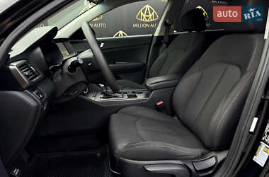 Седан Kia Optima 2018 в 
