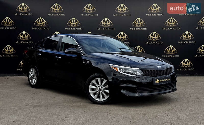 Седан Kia Optima 2018 в 