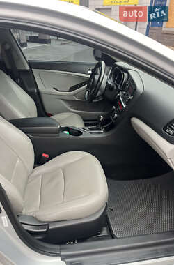 Седан Kia Optima 2014 в 