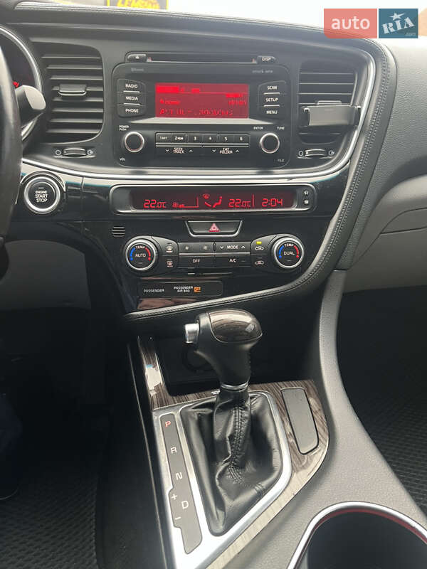 Седан Kia Optima 2014 в Харькове