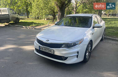 Седан Kia Optima 2015 в Харькове