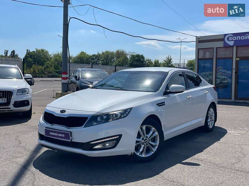 Седан Kia Optima 2013 в Одесі