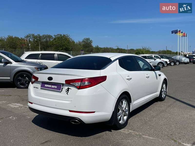 Седан Kia Optima 2013 в Одесі