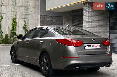 Седан Kia Optima 2014 в 