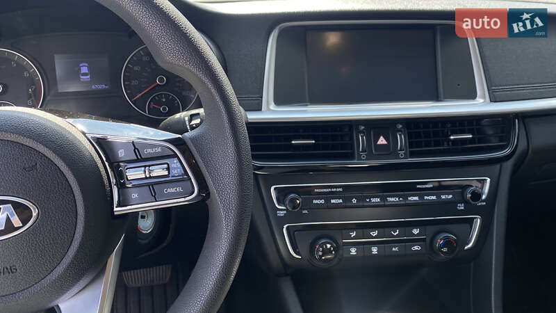 Седан Kia Optima 2019 в Виннице