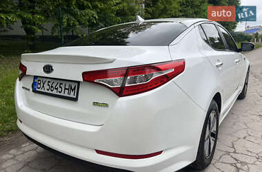 Седан Kia Optima 2011 в 