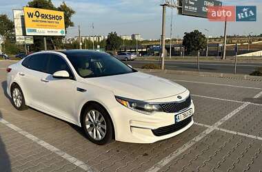 Седан Kia Optima 2016 в Львове