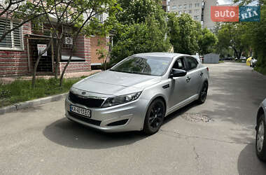 Седан Kia Optima 2013 в Киеве
