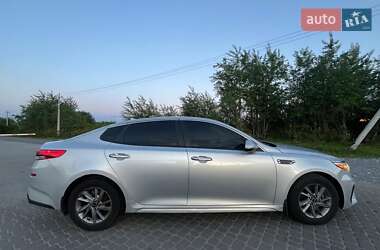 Седан Kia Optima 2020 в 