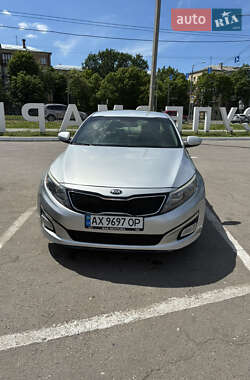 Седан Kia Optima 2014 в 