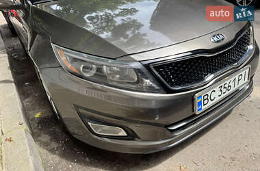 Седан Kia Optima 2014 в 